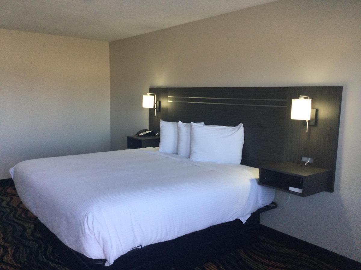 Americas Best Value Inn Muskogee Buitenkant foto